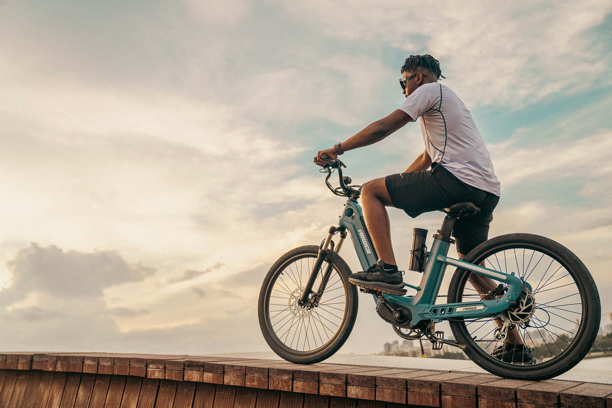 Discover the ultimate Carbon E-Bike: the Mihogo Air Max. With a 121-mile range, dual batteries, torque sensor, and lightweight carbon frame, it redefines commuting