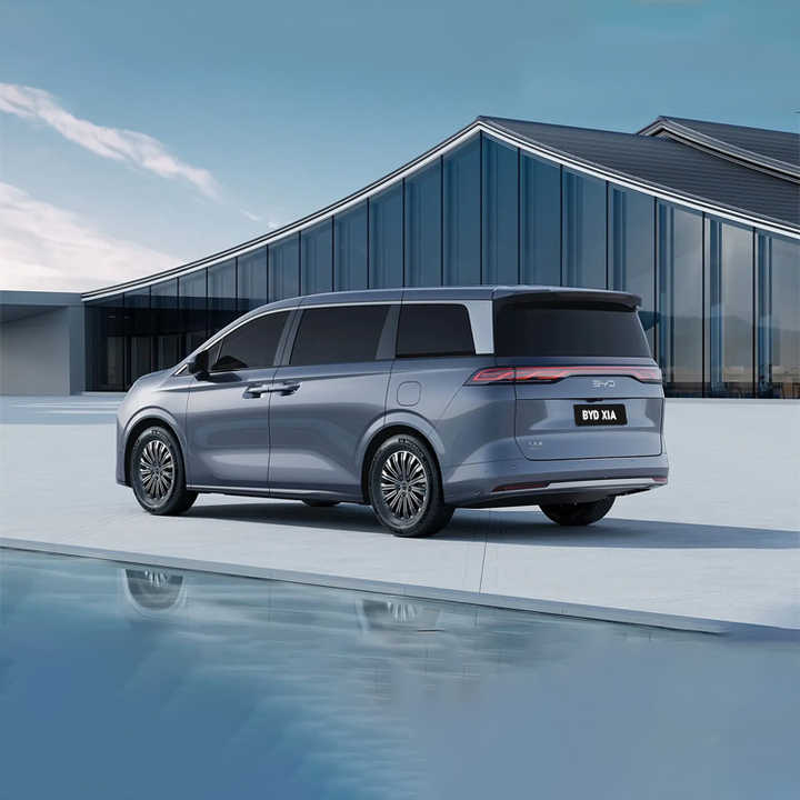 2025 BYD Xia MPV 7 Seater phev dm-i Luxury Hybrid SUV EV Minivan Mpv 4WD Large New Energy Vehicle Electric Car