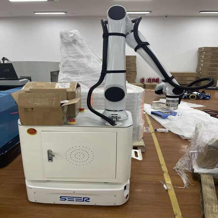 OEM AGV Robot With Hans E5 E10 E15 Collaborative Robot Easy Programing Mobile Robot AGV