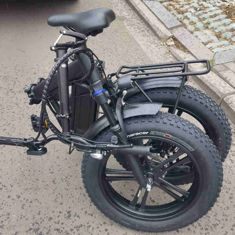 Powerful 500W Snow Ebike with Fat Tires - Electric Bicycle for Snowy Terrain with 1000W Capability