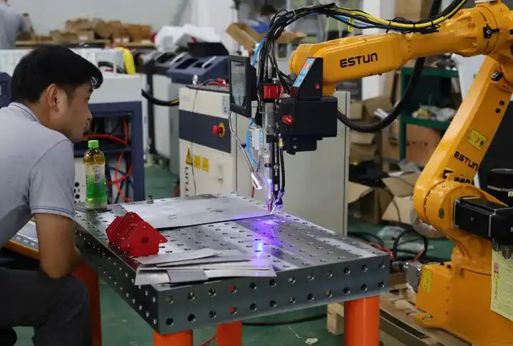 Bwt30 Fiber Laser Robotic Welding Automation Solutions Robot Laser Welding For Furniture Industry Kitchen Industry