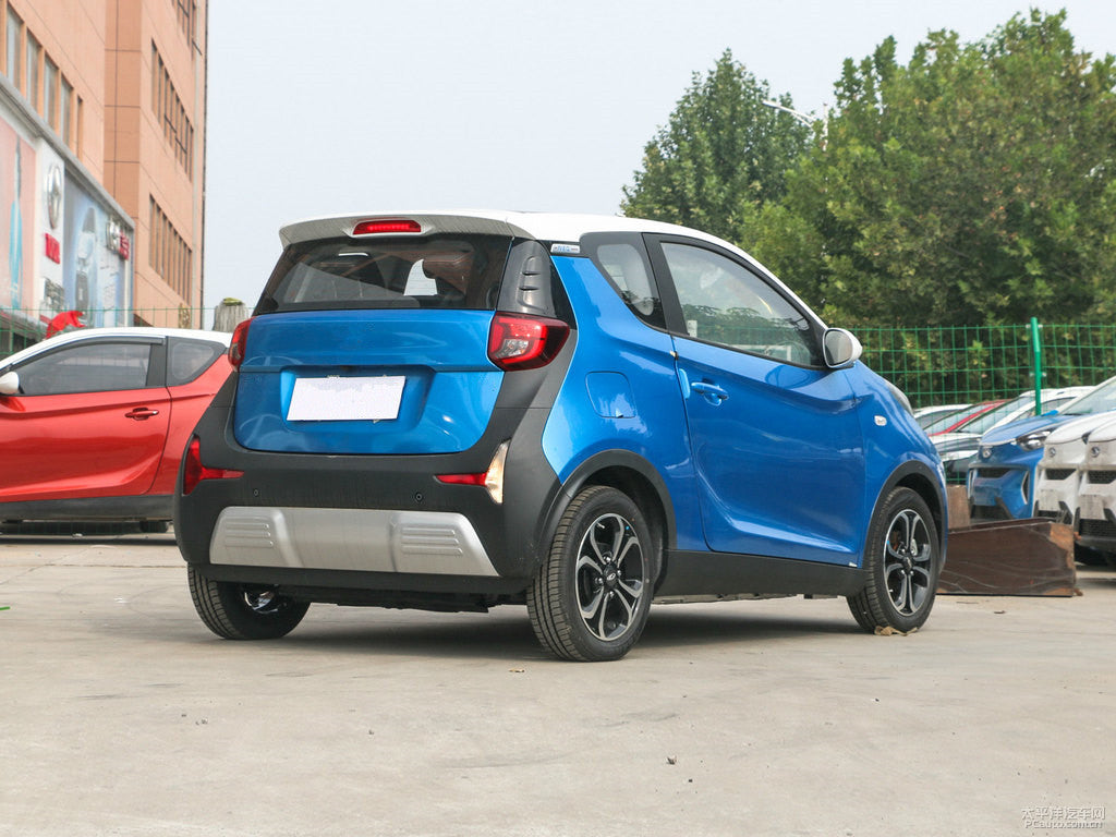 high Speed 4 Wheel Mini Solar Electric Car Made In China In SKD