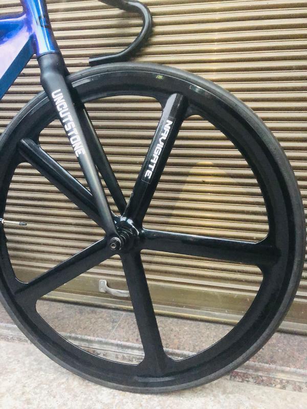 Fixie Bike 52cm 56cm frame single speed bike Welding frame with carbon fiber fork color Aluminum alloy Track Bicycle 700C